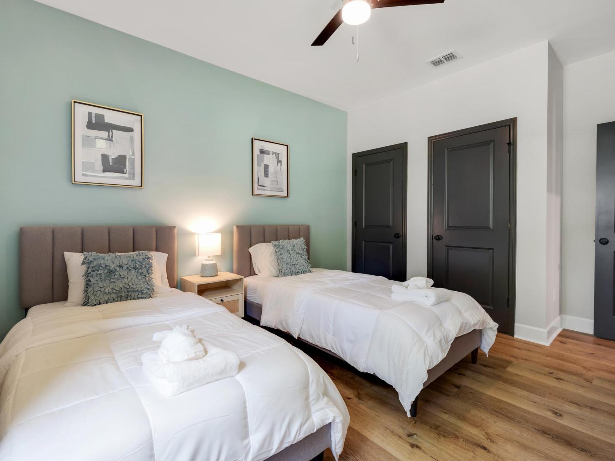 New Take On Midtown Modern Villa Tallahassee Luaran gambar
