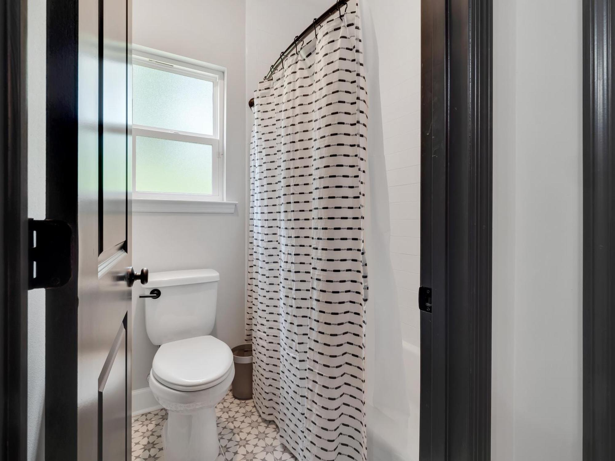 New Take On Midtown Modern Villa Tallahassee Luaran gambar