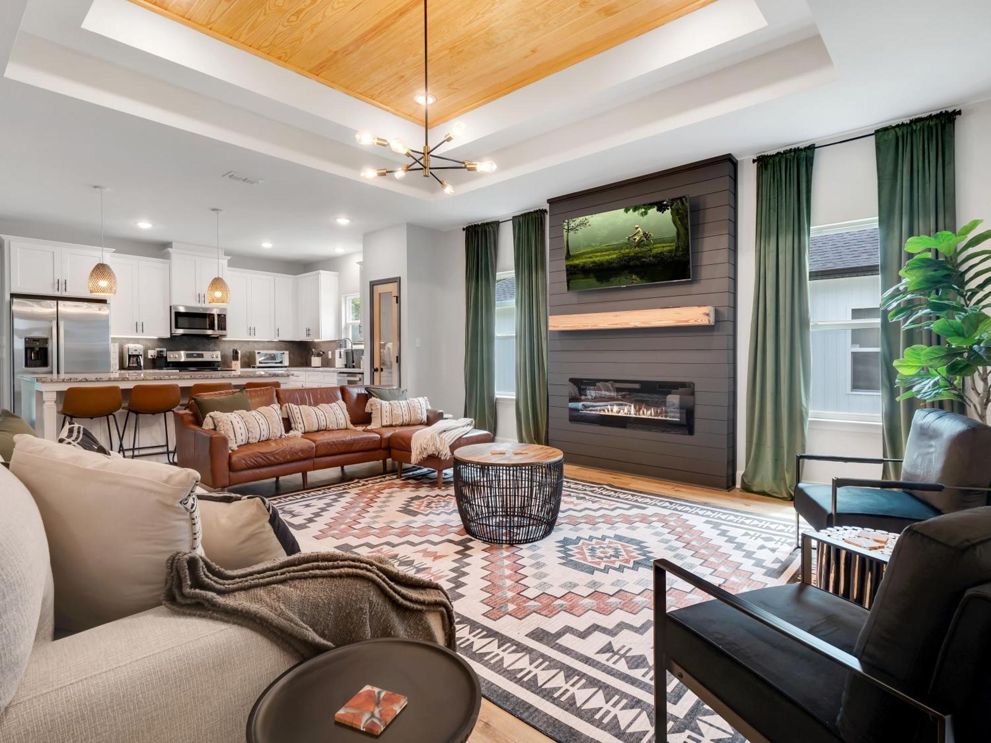 New Take On Midtown Modern Villa Tallahassee Luaran gambar